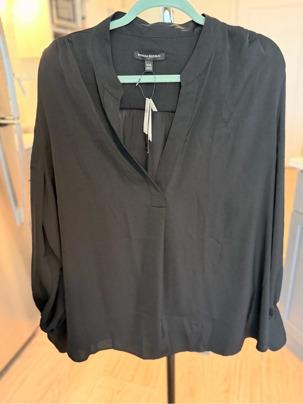 Banana Republic Black Women's V-Neck Blouse XXL